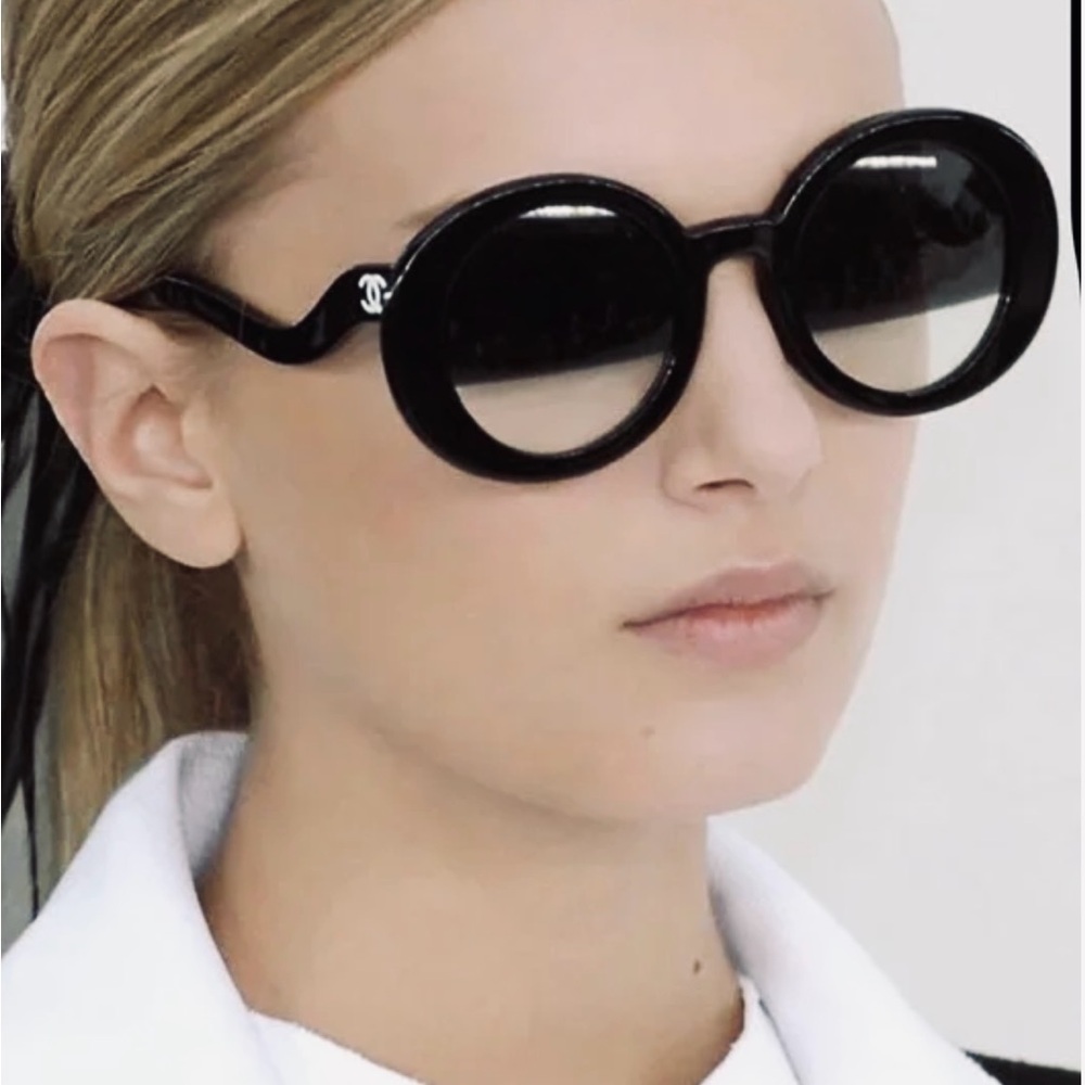 BNIB Highly coveted Chanel sunglasses 5018